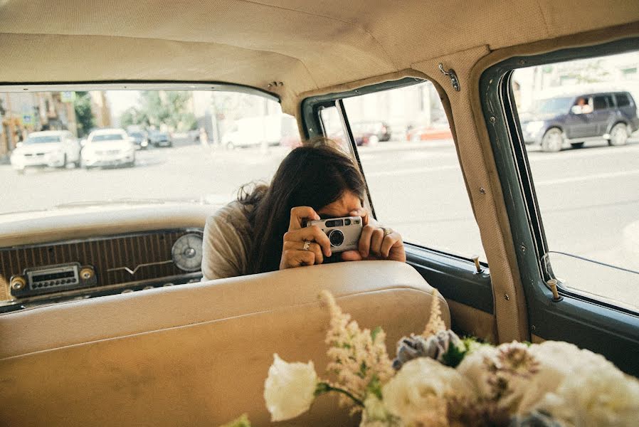 Fotógrafo de casamento Nikita Lisicyn (nekitfox). Foto de 24 de abril 2019