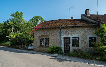 maison à Voiteur (39)