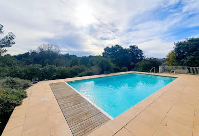 Villa with pool and terrace 5