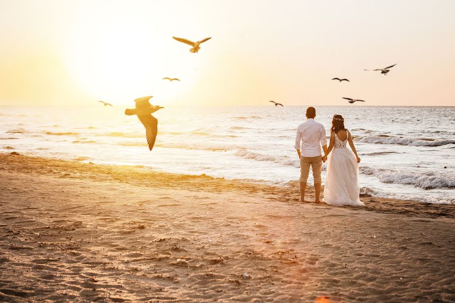 Fotógrafo de bodas Mert Can Erten (mertcanerten). Foto del 8 de noviembre 2019