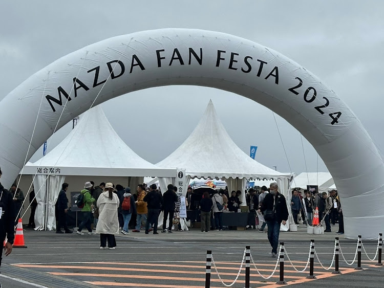 CX-8のMAZDACamarades・EBNMT・WithMazda・mff2024・ケツモチに関するカスタム事例の投稿画像3枚目