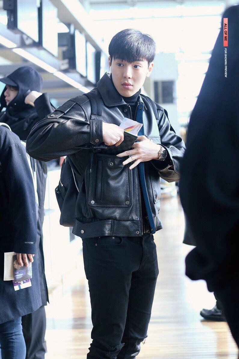 Here Are The 10 Hottest Male Idols In Leather Jackets - Koreaboo