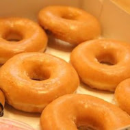 Krispy Kreme Doughnuts 甜甜圈