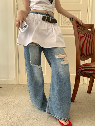 Title 3, Womens Stylish Ripped Wide-legged Denim Trousers