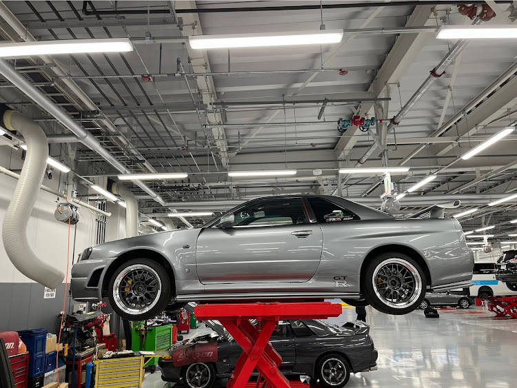 スカイライン GT-RのGT-Rオーナーズファイル・エアコンフィルター交換・異音原因不明・フロントデフオイル漏れ？・クリスマスイヴに関するカスタム事例の投稿画像10枚目