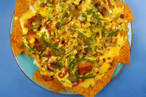 Chicken Overloaded Nachos