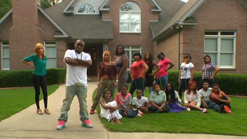 Hip-hop's Shawty Lo leaves 9 babies' mamas, 11 children to cherish his  memory - Rolling Out