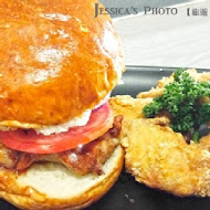 TakeOut Burger & Cafe(通化店)