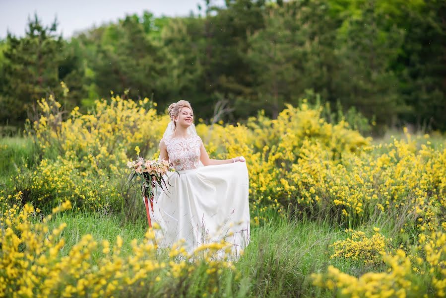 Fotógrafo de casamento Aleksandr Malyukov (malyukov). Foto de 17 de outubro 2017