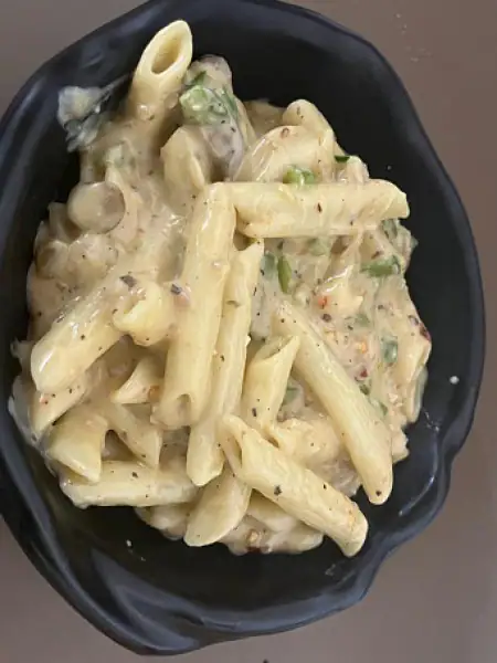 White Sauce Pasta