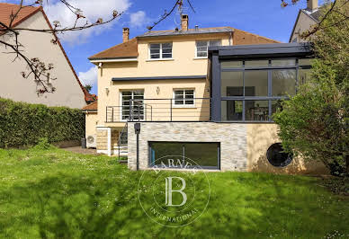 Maison avec terrasse 1