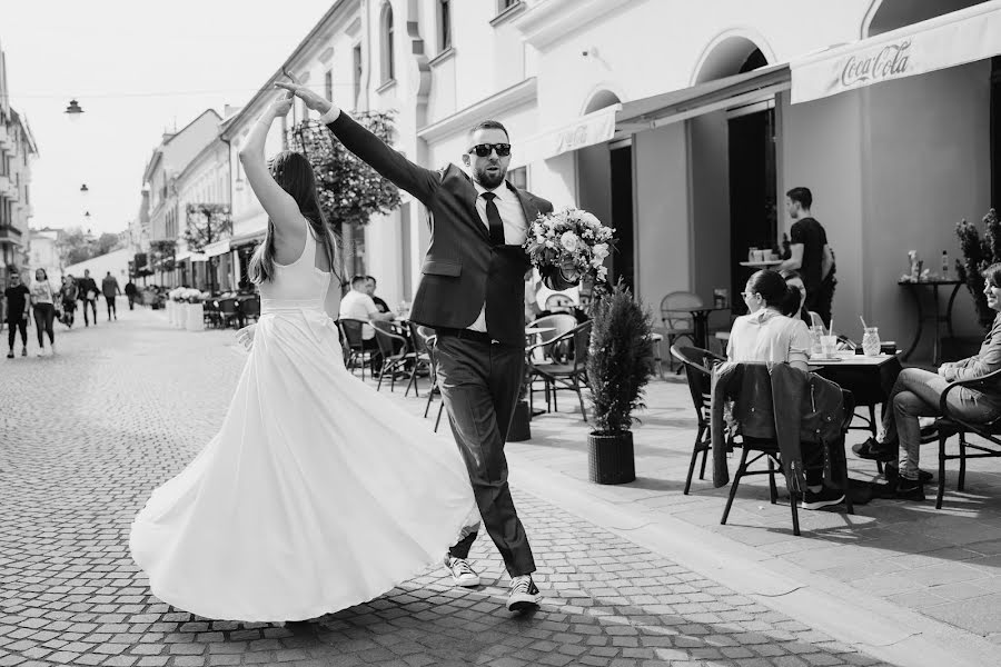 Fotografo di matrimoni Sime Marius (marius-sime). Foto del 23 maggio 2022