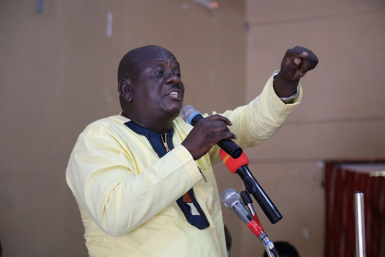 ODM Malindi parliamentary aspirant Lenox Pande addresses members in Malindi