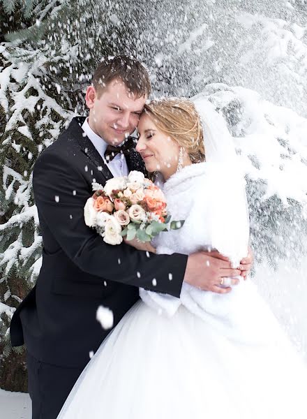 Wedding photographer Tatyana Tenkovskaya (tenkovskaya). Photo of 15 February 2019
