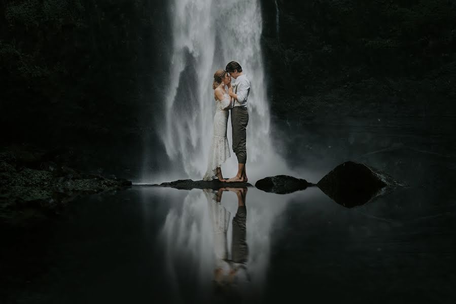 Fotógrafo de bodas Komang Frediana (duasudutphotogr). Foto del 13 de diciembre 2020