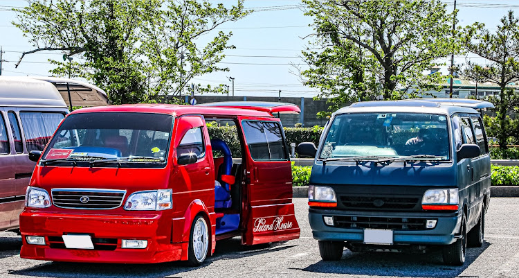 ハイエースのハイエースバン100系・100系愛護団体・100系春のバン祭り・牧之原SA・オフ会に関するカスタム事例の投稿画像8枚目