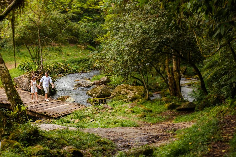 結婚式の写真家Ricardo Henrique Da Silva (ricardohenriqu)。2019 3月13日の写真