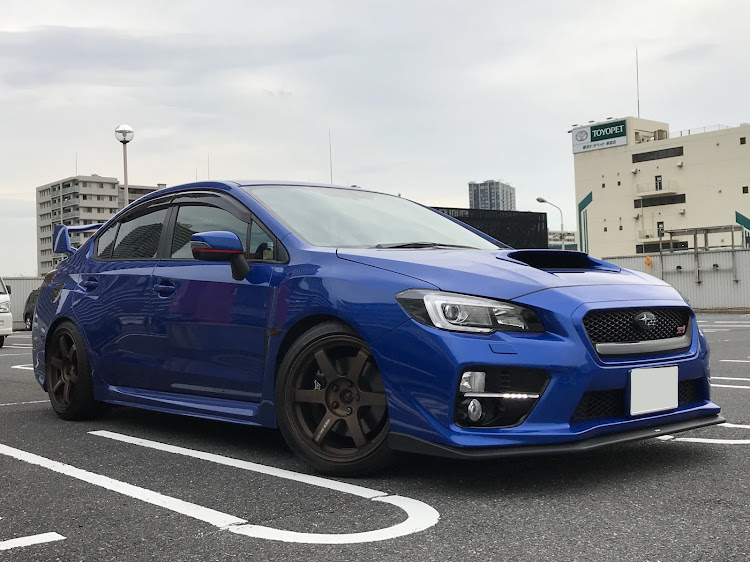 WRX STIのなんとなく・色んな角度からに関するカスタム事例の投稿画像5枚目