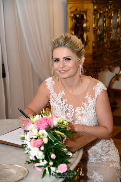 ช่างภาพงานแต่งงาน Damian Kolasiński (djkstudio) ภาพเมื่อ 11 กุมภาพันธ์ 2020