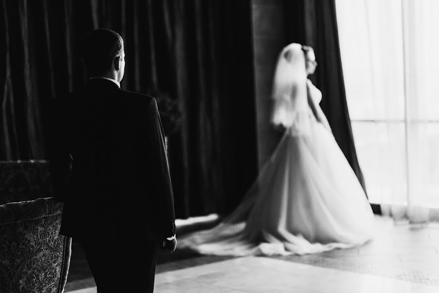 Nhiếp ảnh gia ảnh cưới Sveta Malysheva (svetlay). Ảnh của 1 tháng 10 2015