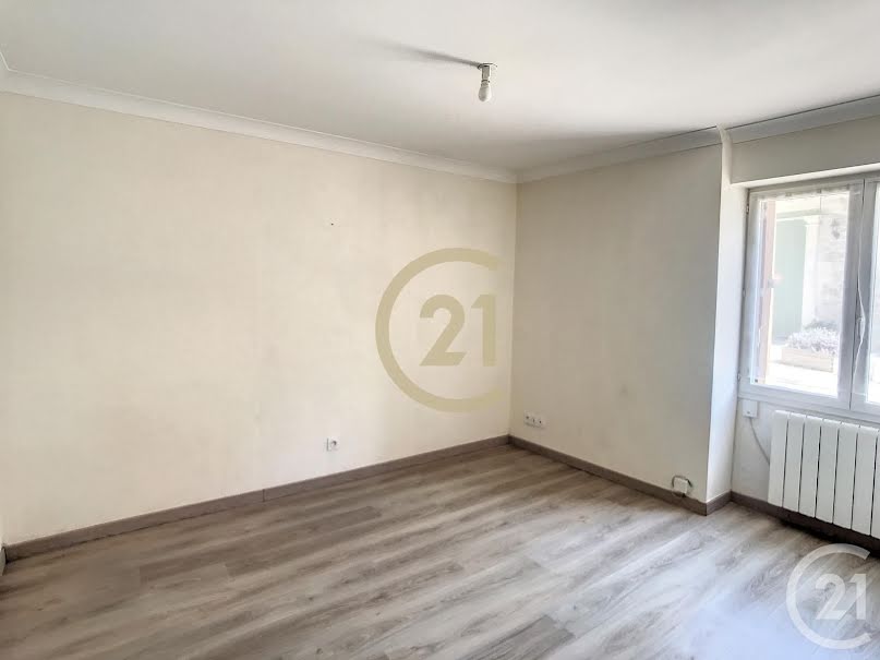 Vente appartement 2 pièces 35.05 m² à Aramon (30390), 69 000 €