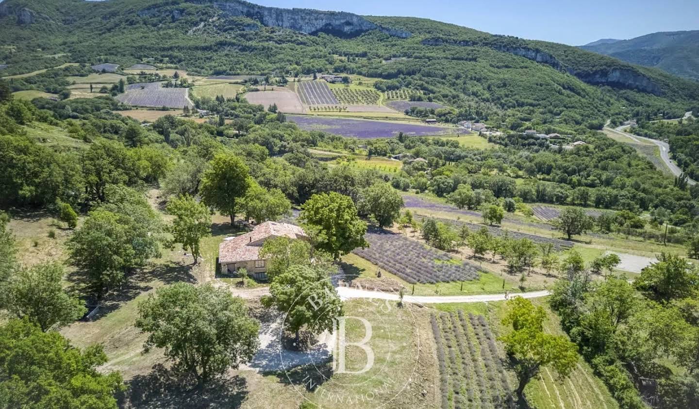 Propriété avec piscine La Bégude-de-Mazenc