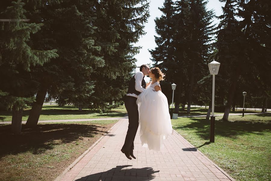 Wedding photographer Evgeniy Yurchenkov (yevgeniysoul). Photo of 9 August 2017