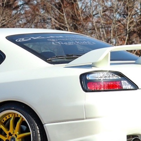 C-HRのKuhl Racing・デモカー仕様・ステッカーチューン(笑)・嫁にバレたら秒で謝る会🤣・コメント不要ですに関するカスタム事例の投稿画像4枚目