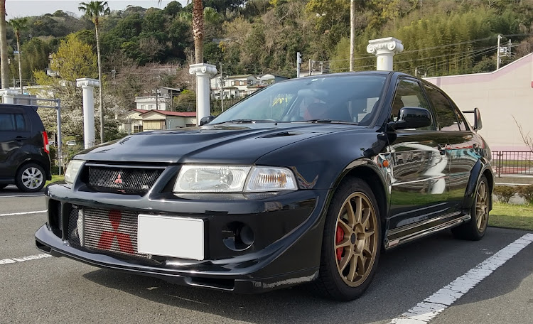 ランサーエボリューションのタイヤ交換・ジーノもタイヤ交換に関するカスタム事例の投稿画像1枚目