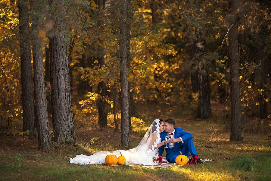 Fotografo di matrimoni Tatyana Shkurd (tanyash). Foto del 9 ottobre 2014