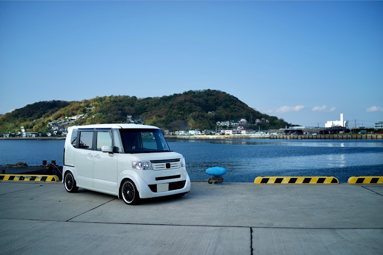 Nボックスのいつもイイね＆コメントありがとうございます🙇‍♀️🍀・愛車の一番好きな角度・ドレパにお邪魔します・11月もよろしくお願いしますに関するカスタム事例の投稿画像2枚目