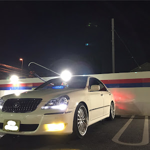 クラウンマジェスタ 180系