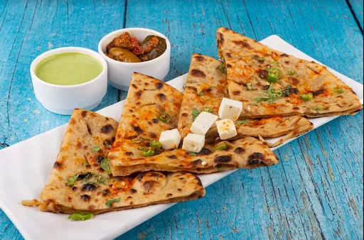 Paneer Pyaz Mix Paratha