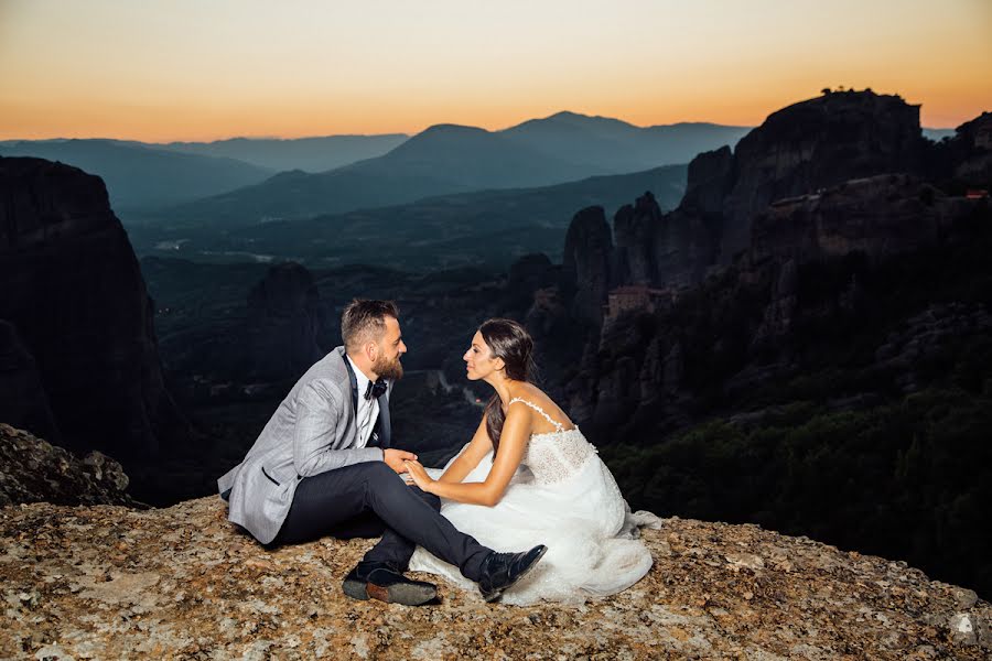Svatební fotograf Akis Papadopoulos (akis). Fotografie z 1.srpna 2020