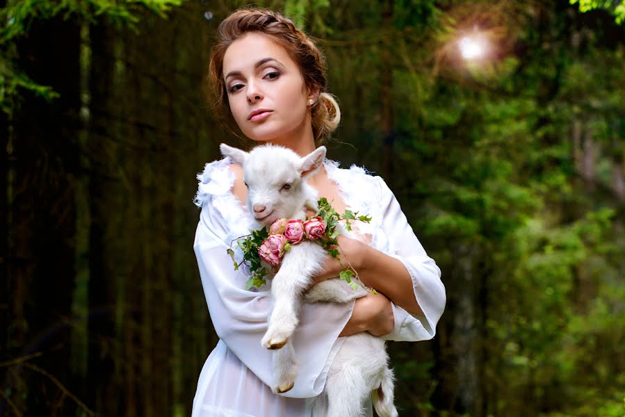 Wedding photographer Natalya Volkova (nativolk). Photo of 30 May 2015