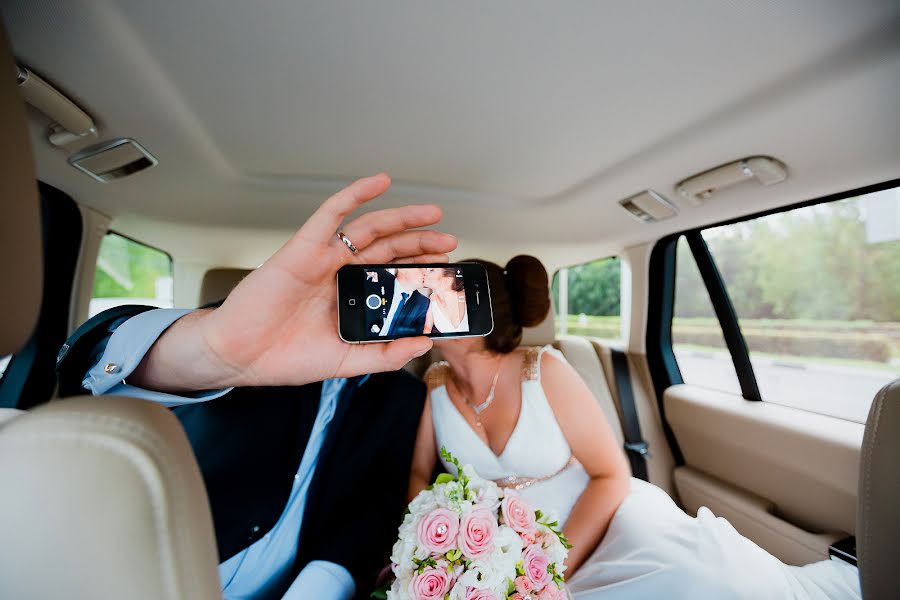 Wedding photographer Anastasiya Belyakova (malenkaya). Photo of 12 September 2014