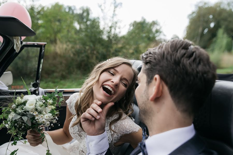 Fotógrafo de casamento Dina Deykun (divarth). Foto de 29 de janeiro 2019