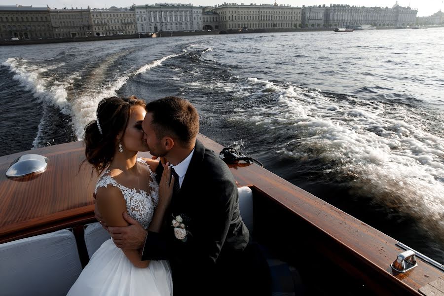 Jurufoto perkahwinan Aleksandr Paschenko (alexandrpaschenk). Foto pada 7 Oktober 2020