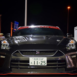 NISSAN GT-R