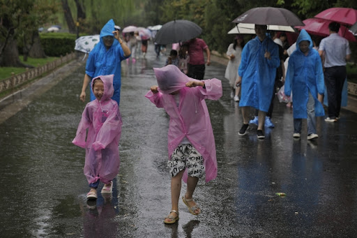 Evakuacija u Pekingu zbog tajfunske kiše