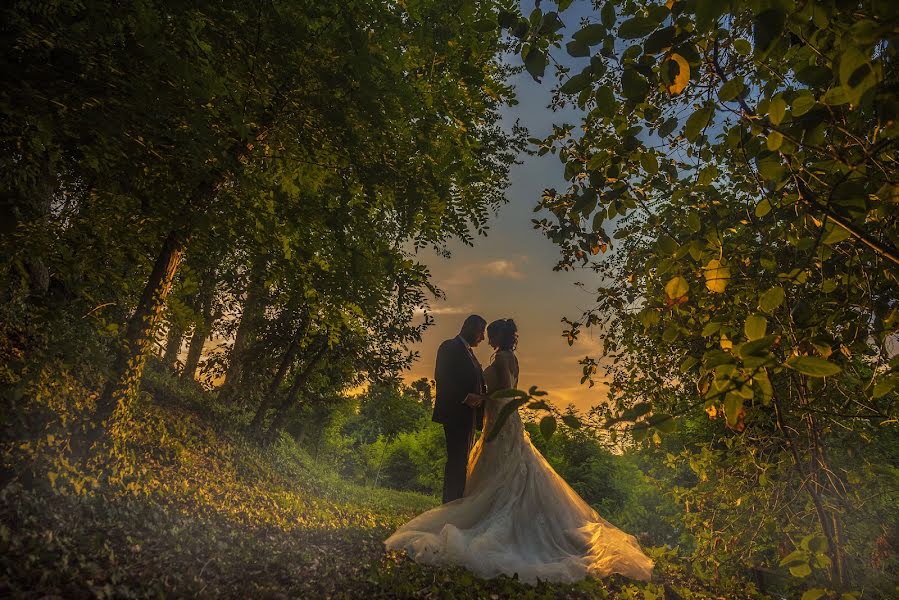 Fotografo di matrimoni Raffaele Di Matteo (raffaeledimatte). Foto del 9 ottobre 2018