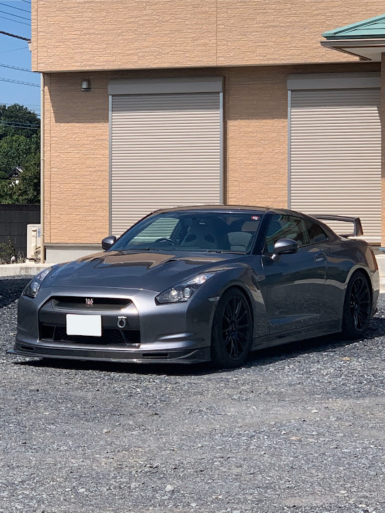 NISSAN GT-Rのやむーさんが投稿したカスタム事例の投稿画像1枚目