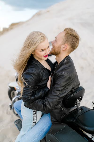 Fotógrafo de casamento Natasha Rolgeyzer (natalifoto). Foto de 9 de junho 2018