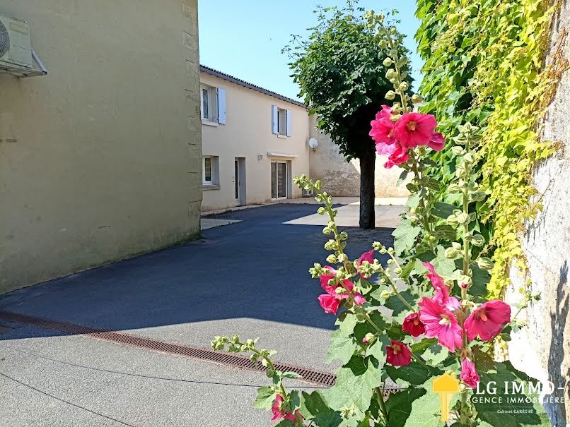 Vente maison 6 pièces 200 m² à Gémozac (17260), 209 750 €