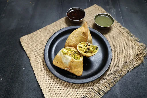 Masala Paneer Samosa