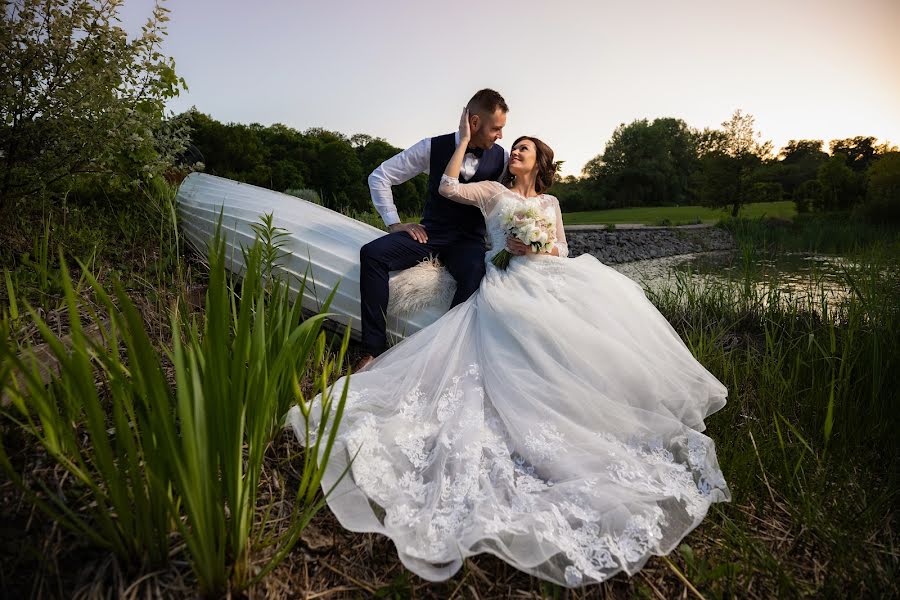 Fotógrafo de casamento Róbert Sörényi (rsorenyi). Foto de 18 de junho 2022