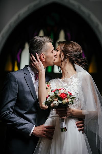 Wedding photographer Roman Kostyuchenko (ramonik). Photo of 16 October 2016