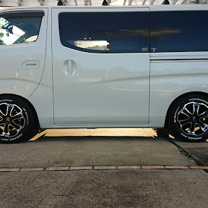 NV350キャラバン