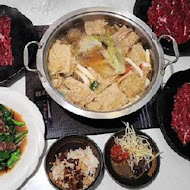 阿裕牛肉涮涮鍋 崑崙店