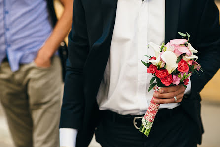 Fotógrafo de casamento Rustam Latynov (latynov). Foto de 6 de agosto 2015